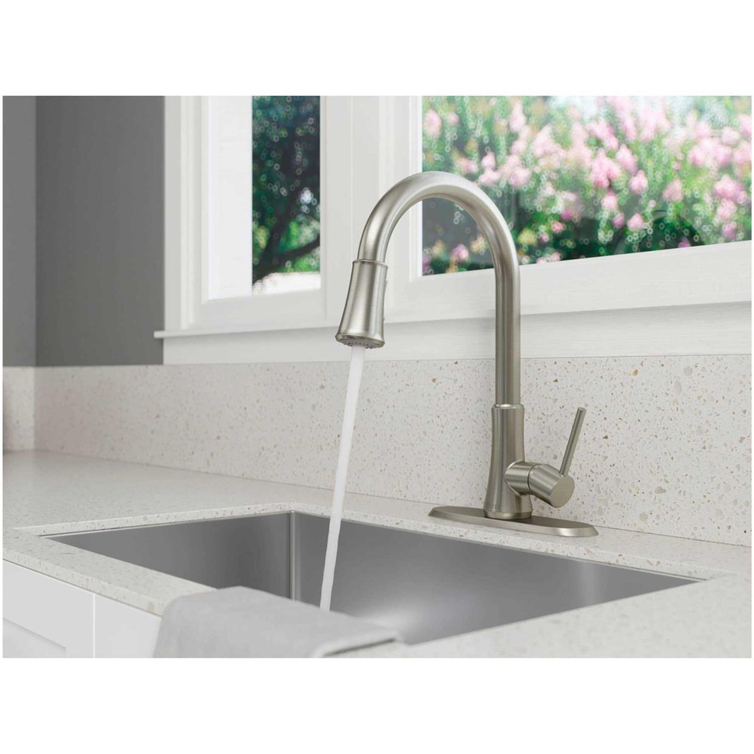 Pfister G529-PF2S Pfirst Single Handle Pull-Down Kitchen Faucet - Image 4
