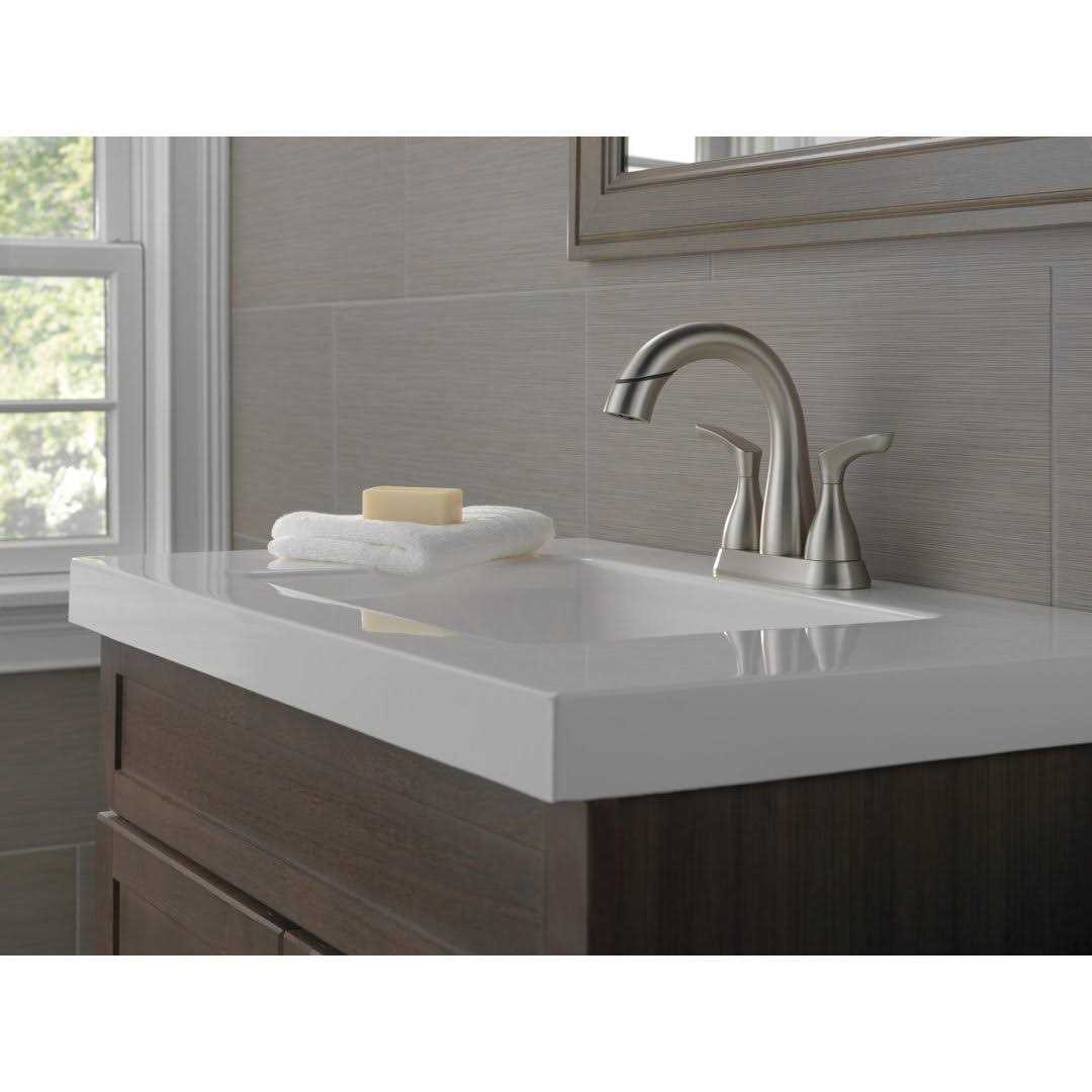 Delta Broadmoor Two-Handle Centerset Pull-Down Bathroom Faucet - Image 4