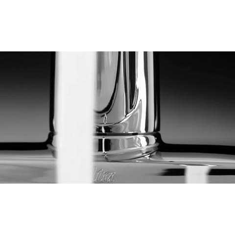 Delta Classic Single Handle Kitchen Faucet with Spray 175-DST - Image 2