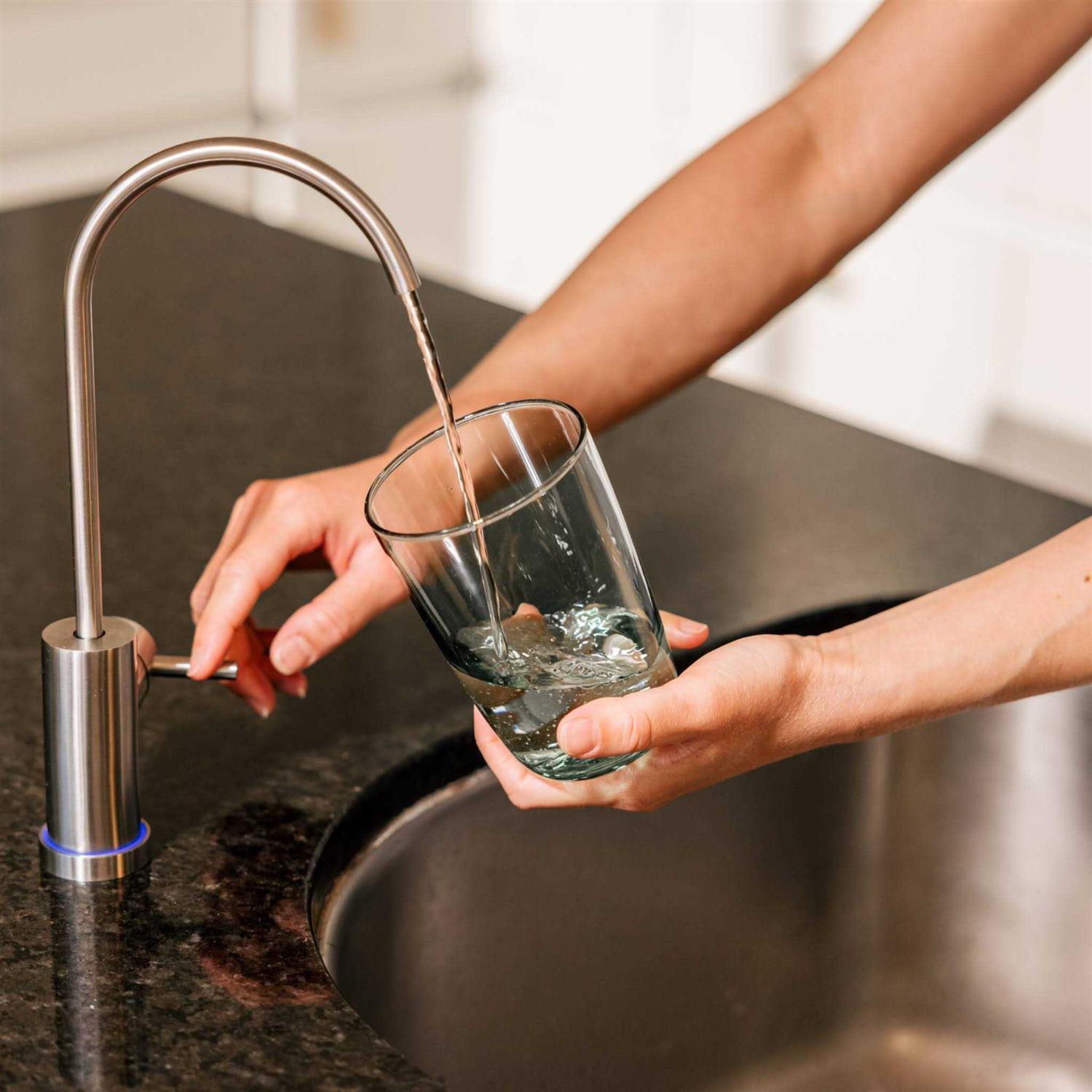 Acuva ArrowMax 2.0 UV-LED Water Purifier with Smart Faucet - Image 4