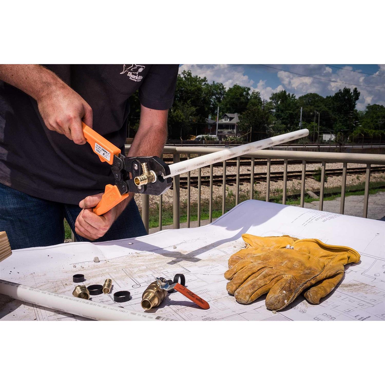 SharkBite Brass PEX Swivel Elbow - Image 4